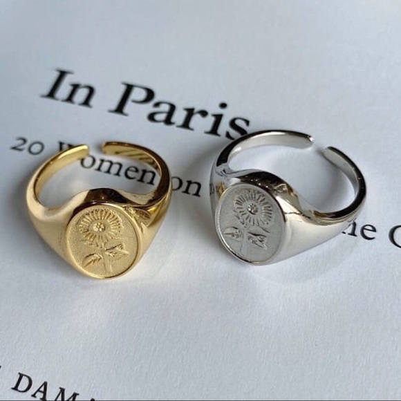Jewelry - Sunflower Signet Ring